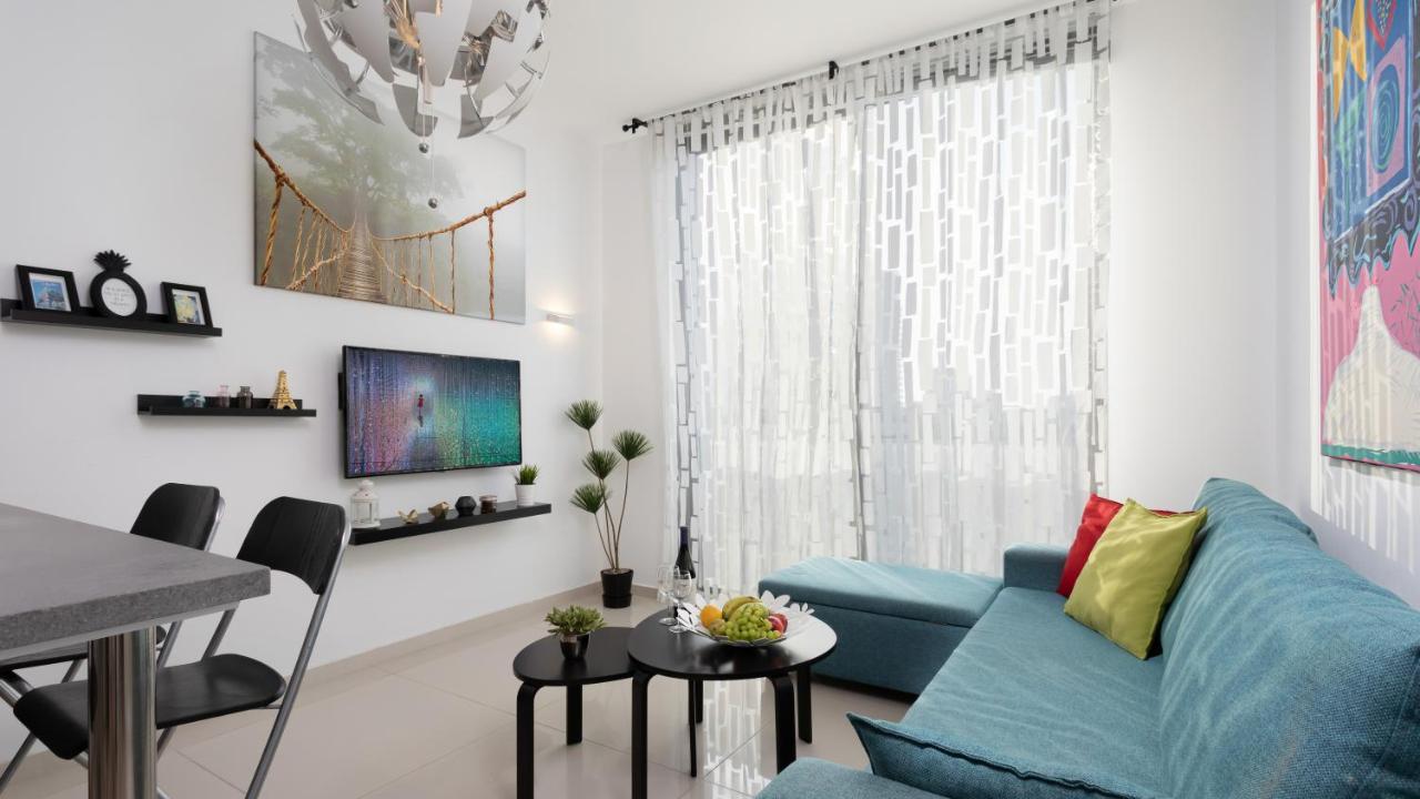 Stylish 1Br Flat For 4 Ppl In Allenby By Holyguest Tel Aviv Esterno foto